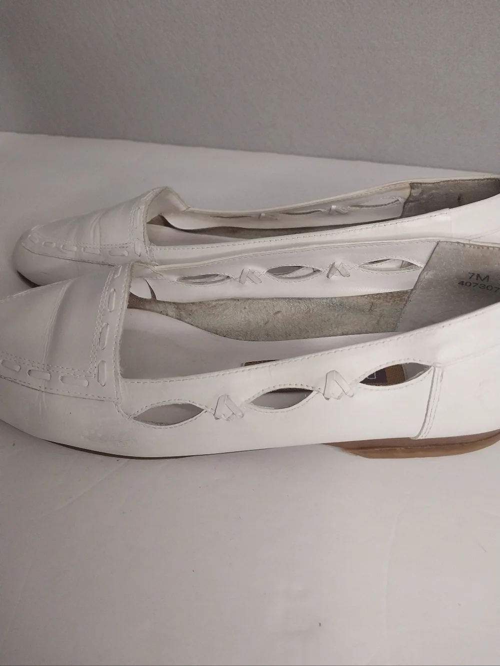 BAYBERRY Size 7M White Leather Upper Balance Loafers for Women